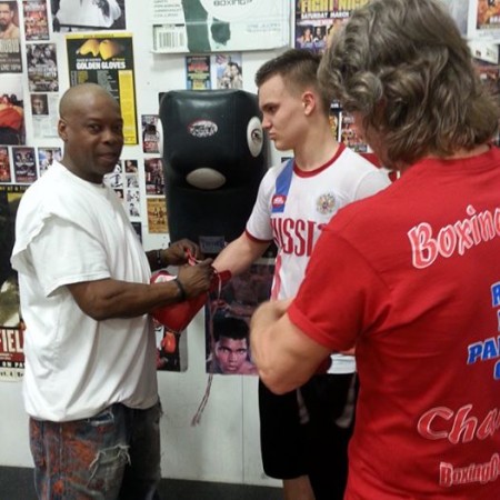 Meeting of Yoel Judah with Boxing Coach Michael Kozlowski young prospect, Nikita Miroshnichenko.